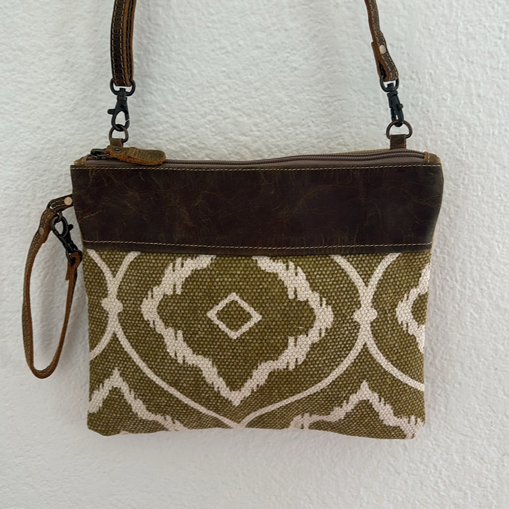 Myra Bag Leather Cotton Convertible Crossbody Wristlet Bag Purse Pockets - Picture 2 of 11